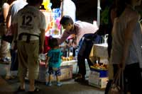 人気は顕微鏡と「くるりんモグラ」