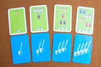 モグラの色と数が示されたシャベルカード