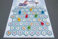 ６角形の氷タイルをよく混ぜて、８・７・８・７と交互に並べます