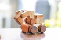 木のおもちゃ　ショベルカー