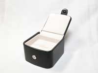 レザー調　リングケース2