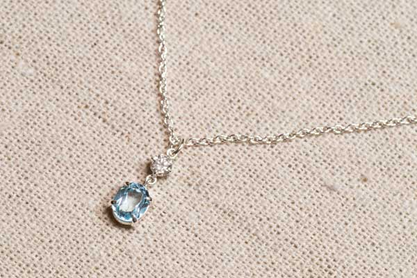 アクアマリンのペンダント