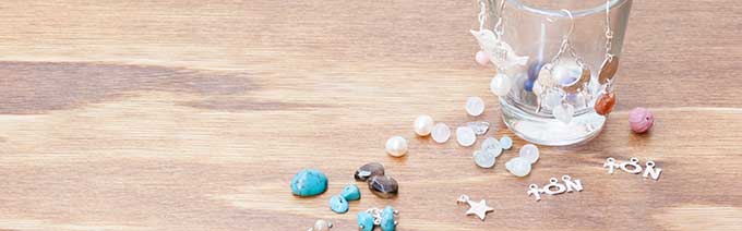 オリジナルデザインのピアスを気軽に手作り体験