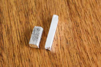 水に入れて急冷後の比較、全体が白っぽく変化する