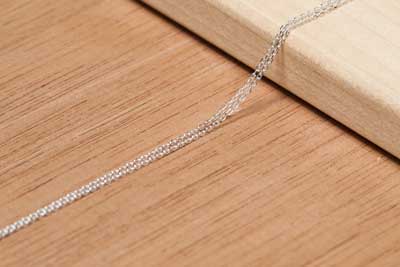 シルバーチェーン、230