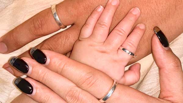 パパとママとベビーのファミリーリング