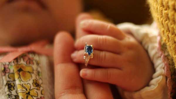 ベビーリングサファイア