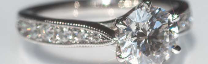 ブライダルリングのお手入れ