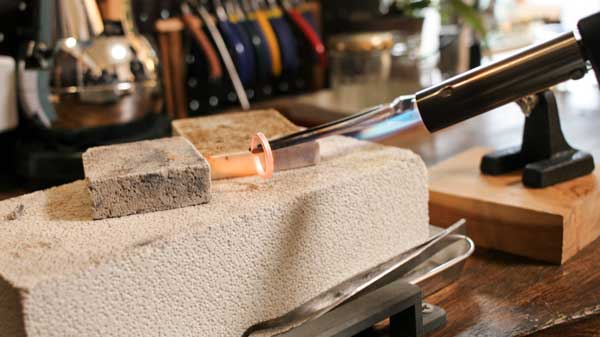 手作り結婚指輪　ロウ付け