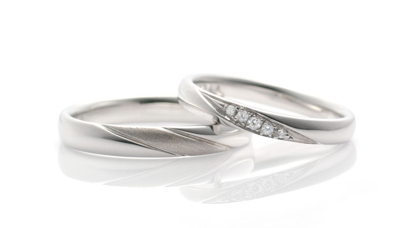 プラチナマリッジリング「ローレル」