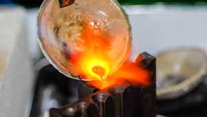 のんびり楽しく始める手作りジュエリー彫金教室