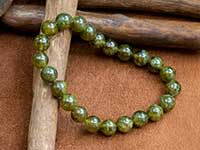 ガーネット（グリーン）